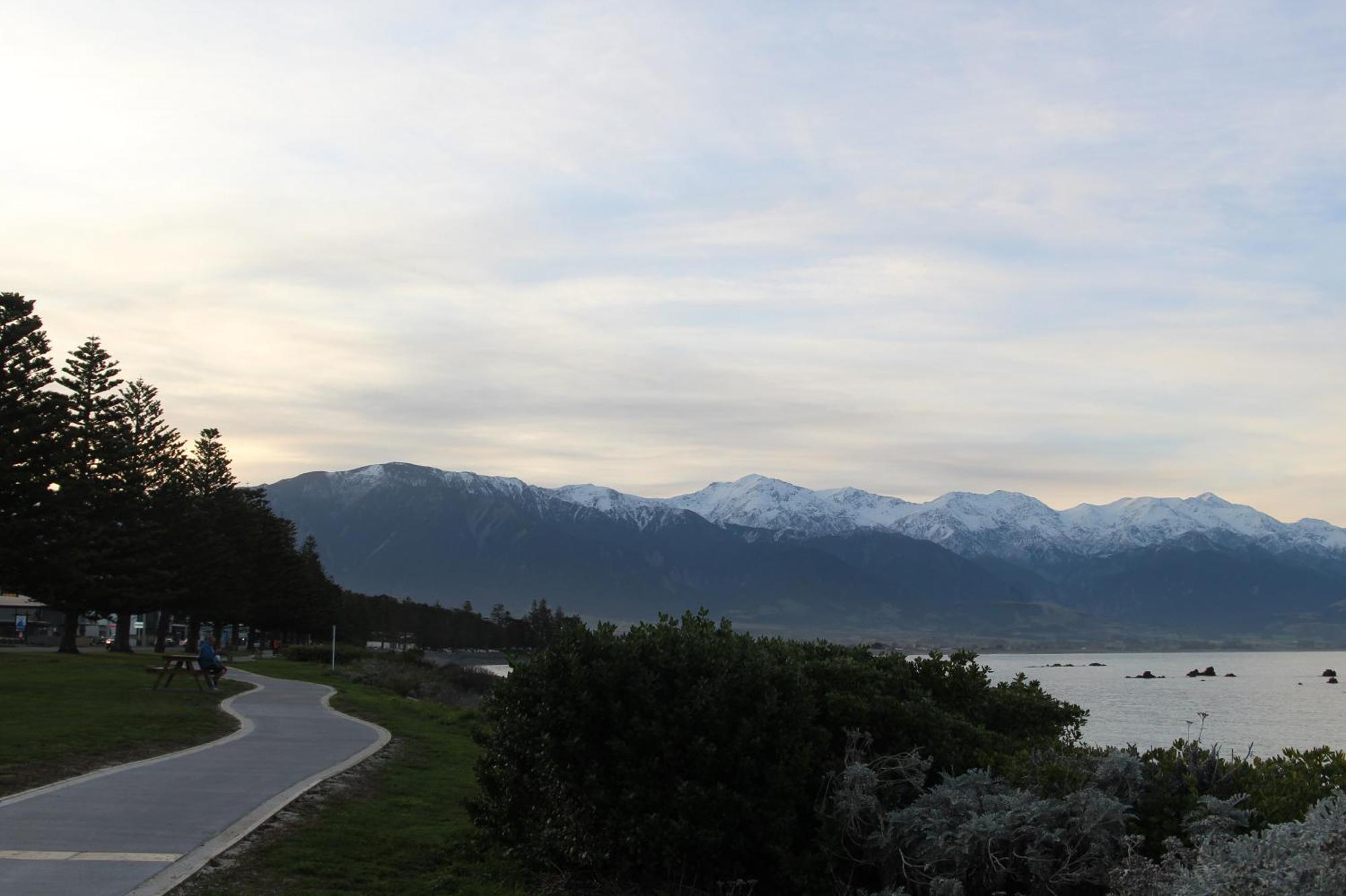 Sierra Beachfront Motel Kaikoura Buitenkant foto